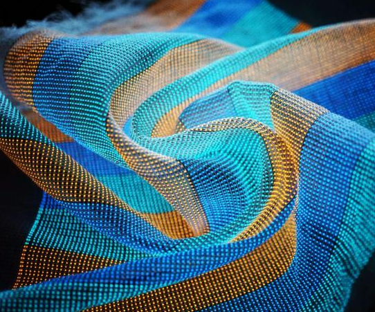 MEMS封裝錫膏焊料深圳福英達分享：柔性傳(chuan) 感器與(yu) 服裝的碰撞